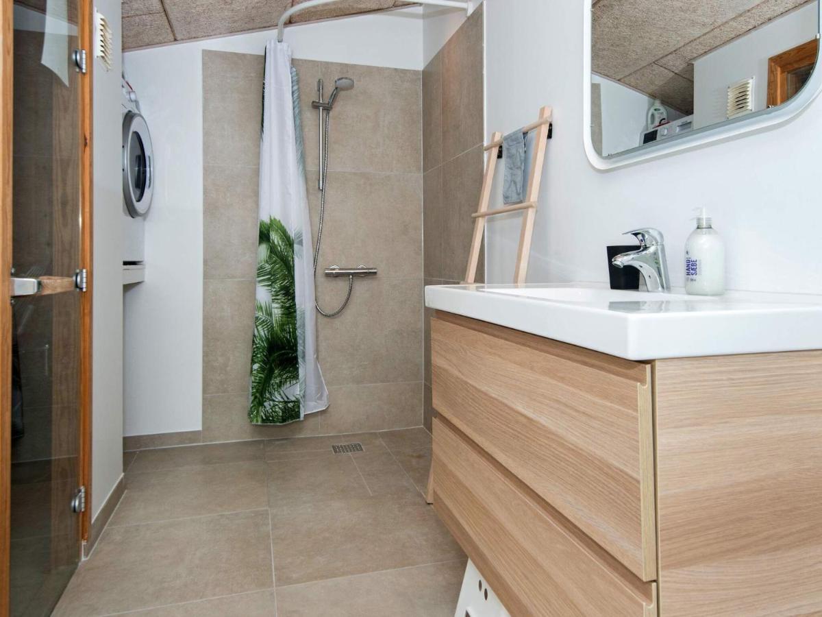 6 Person Holiday Home In Bjert Sønder Bjert Szoba fotó